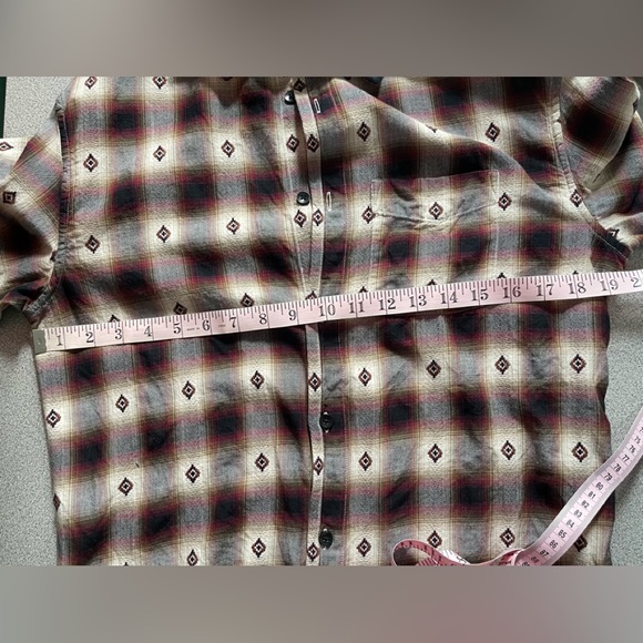Forever 21 Men Diamond Print Button Up Shirt Size Xs - Picture 7 of 9